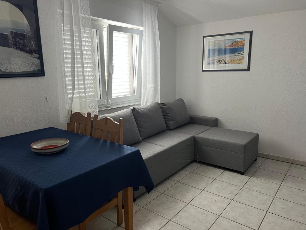 J&D Apartment Dobropoljana Bagian luar foto